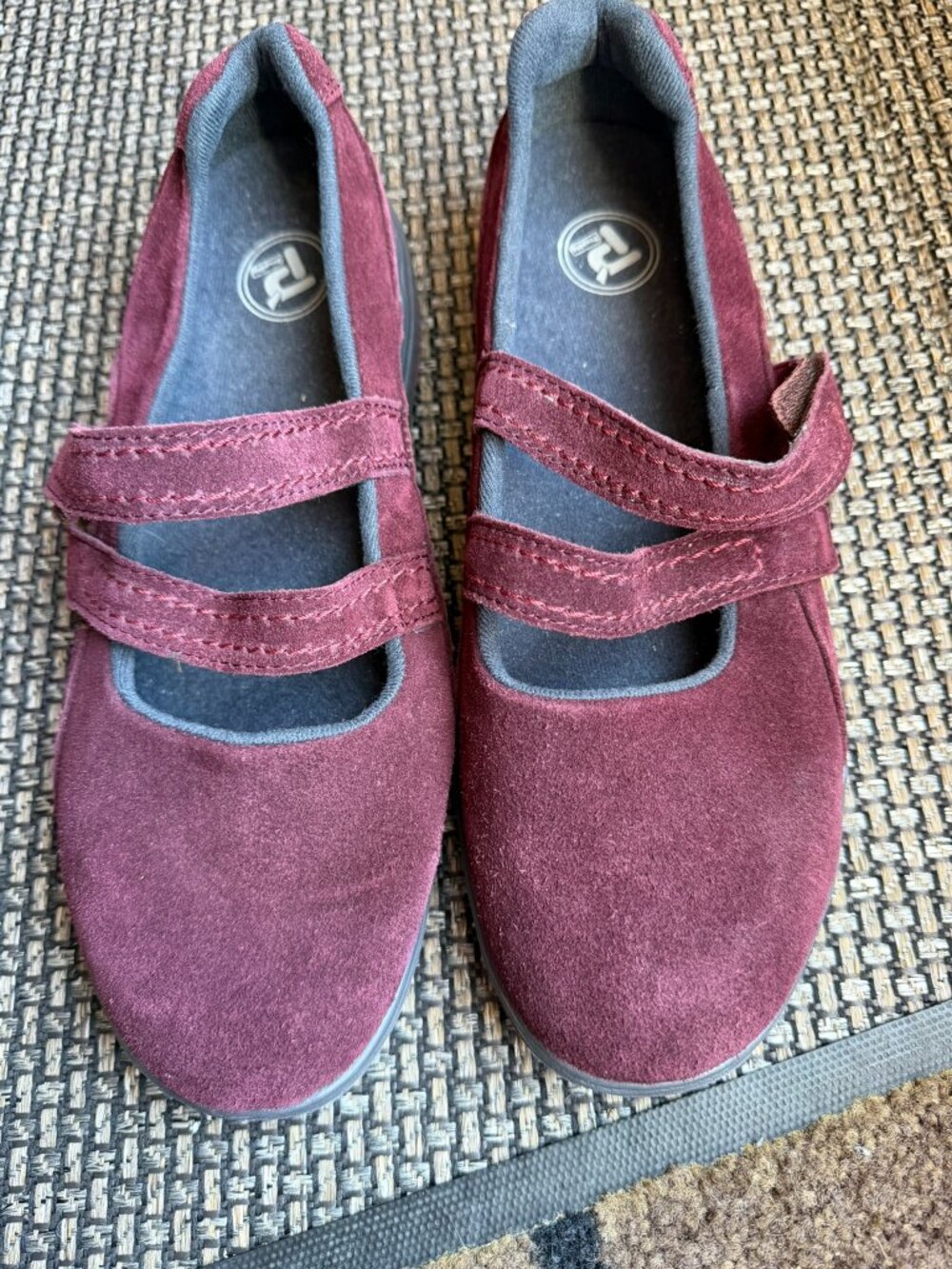 Propet W 10 1/2 Mary Jane Burgundy Red Suede Shoes